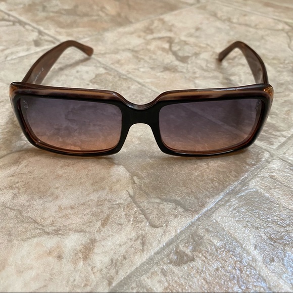VERSACE MOD 4022 VINTAGE TORTOISE SUNGLASSES VERSACE MOD 4022 VINTAGE TORTOISE SUNGLASSES main image 3